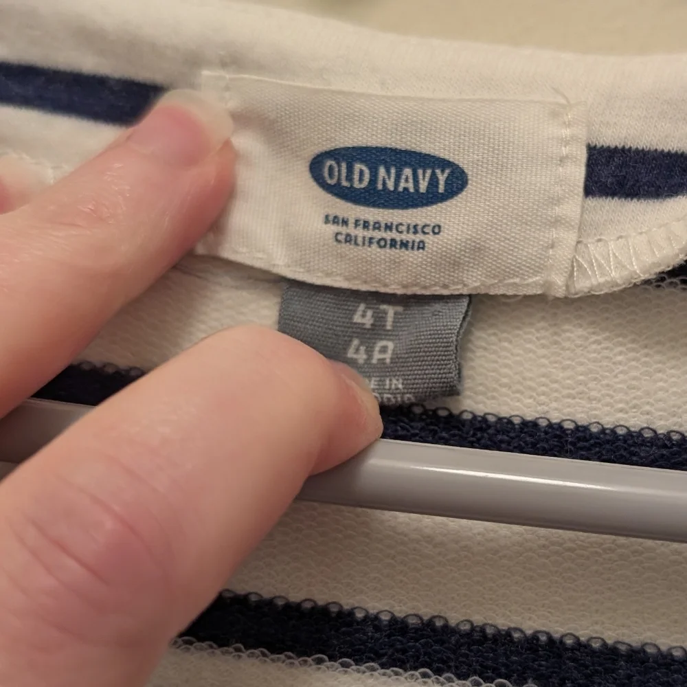 Old Navy Nautical Navy and White Striped Top Girl's 4T